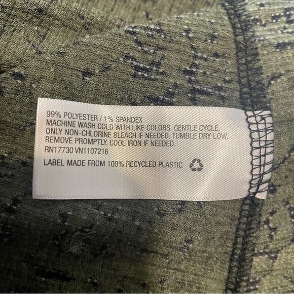 Ava & Viv Green Black Ling Sleeve Top‎ Size 1X - Picture 6 of 7